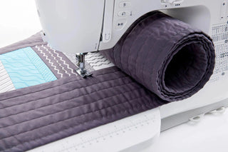 Singer C5955 Sewing Machine - 200 stitch patterns with letters and numbers, inc. Extension Table - New 2025 model