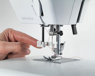 bernette by BERNINA b33 Sewing Machine