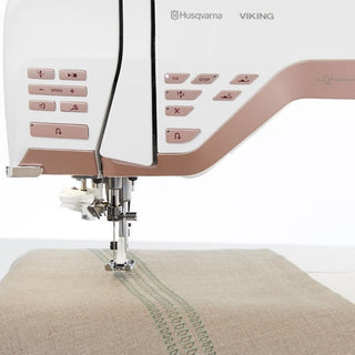 Viking Husqvarna Designer Epic 2 Embroidery Machine