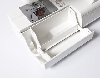 Brother XR37NT Sewing Machine - Auto needle threader, 37 stitch patterns, Hard cover, Great spec